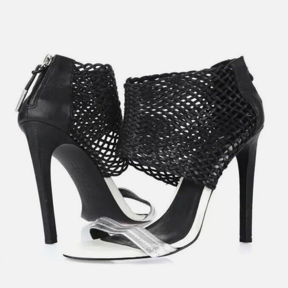 L.A.M.B. Shoes - L.A.M.B. Gwen Stefani BISHOP black/silver leather stiletto hi heels

Size 8